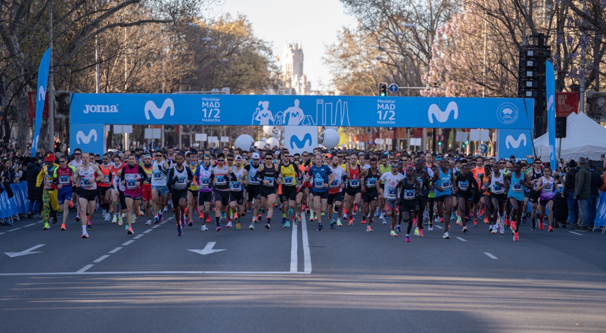 Imagen de la salida del Movistar Medio Maraton 2022