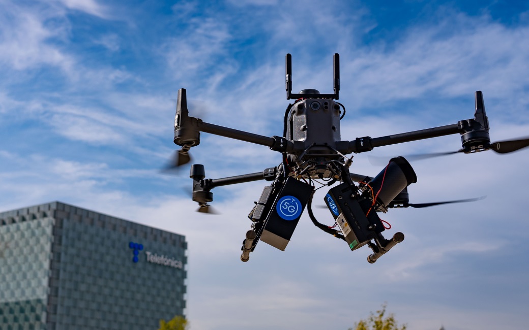 Imagen de un dron volando